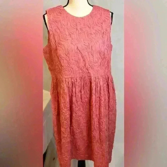 Talbots Sheath Flower Embroidered Peach Dress Size 16P - Picture 2 of 15